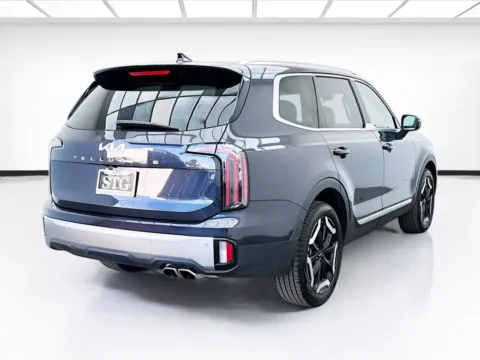 More photos of 2025 Kia Telluride EX at STG Bellflower, CA