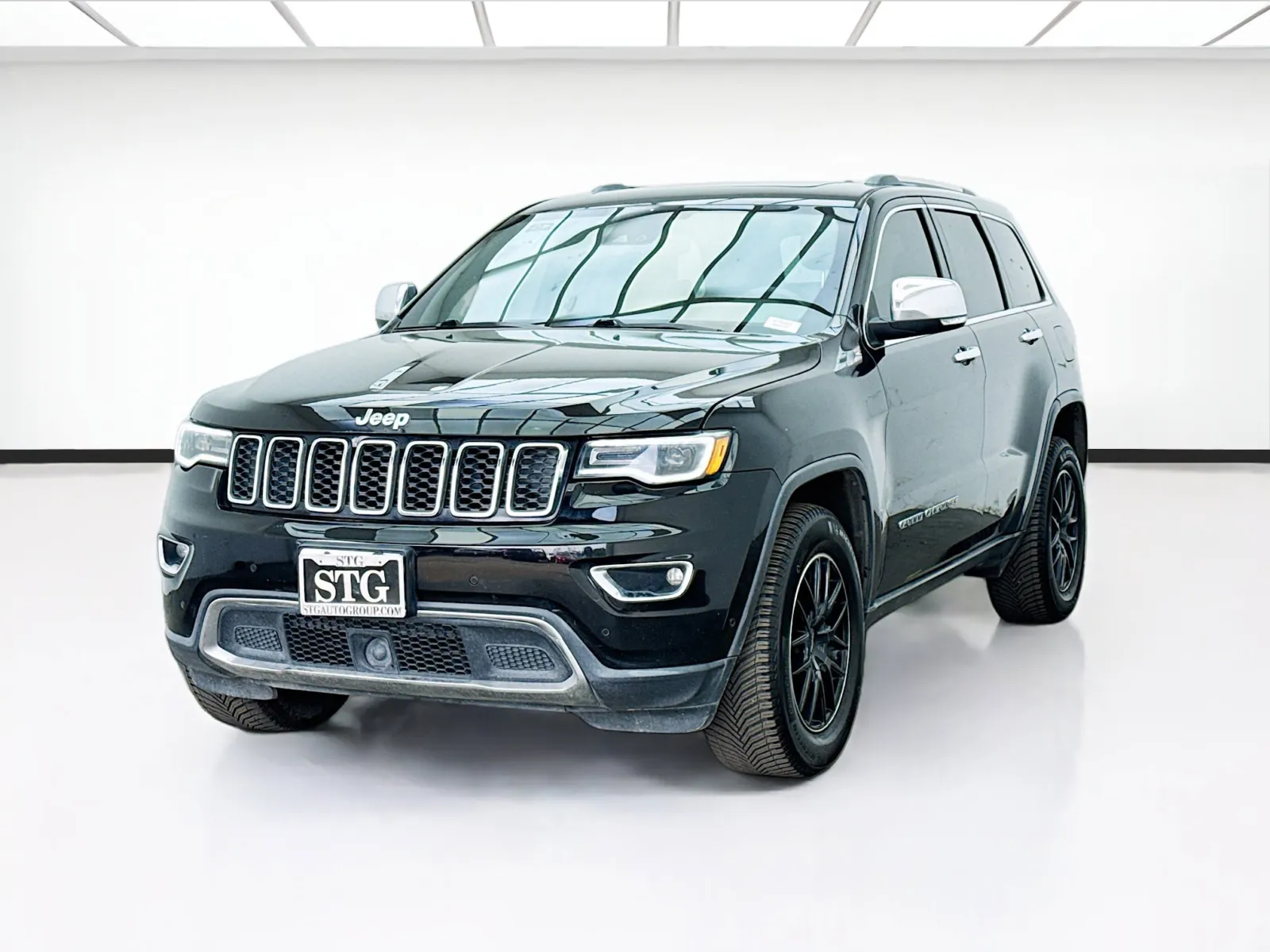Black 2018 Jeep Grand Cherokee Limited for sale in Bellflower, CA