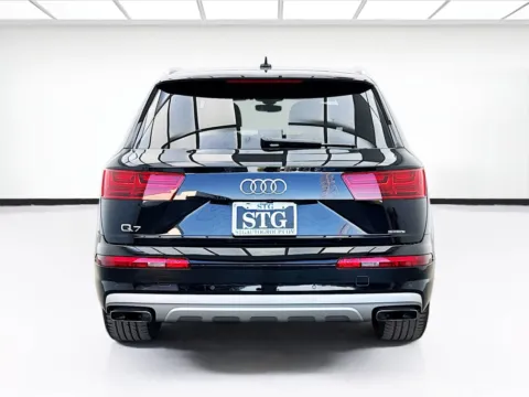 More photos of 2017 Audi Q7 2.0T Premium Plus quattro at STG Bellflower, CA