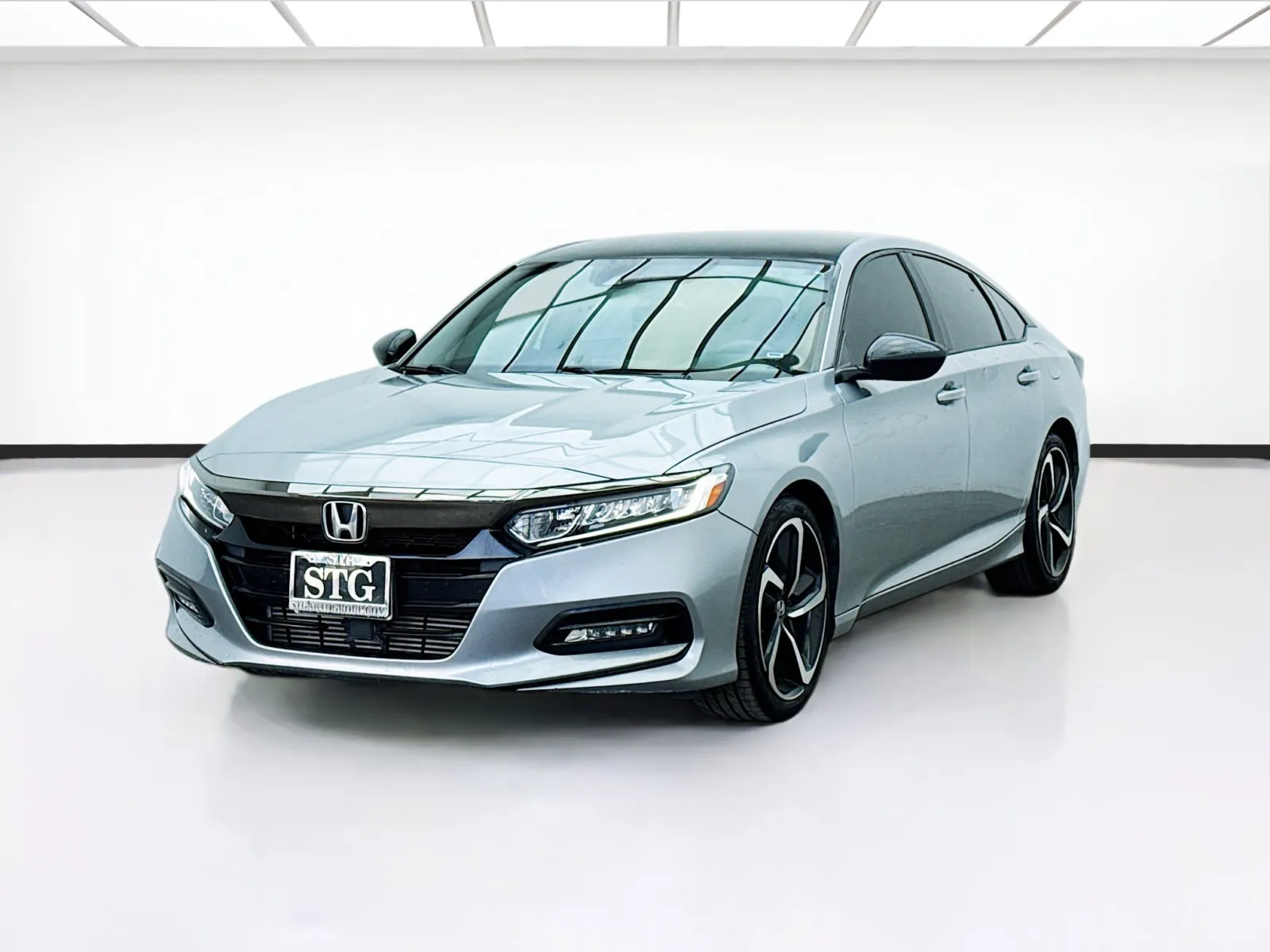 Silver 2019 Honda Accord Sedan Sport for sale in Bellflower, CA