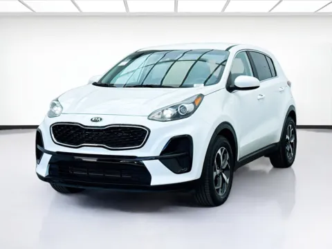 White 2021 Kia Sportage LX for sale in Bellflower, CA