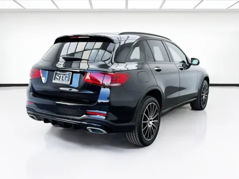 More photos of 2020 Mercedes-Benz GLC 300 AMG LINE NIGHT PACKAGE at STG Bellflower, CA