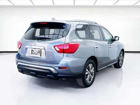 More photos of 2020 Nissan Pathfinder SV at STG Bellflower, CA