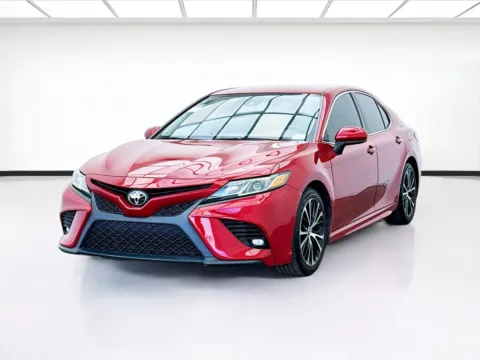 Red 2020 Toyota Camry for sale in Bellflower, CA