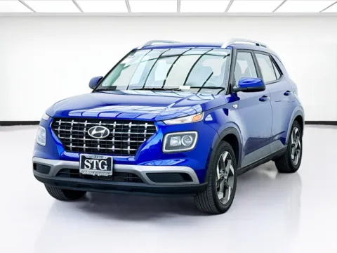 Blue 2023 Hyundai Venue SEL for sale in Bellflower, CA