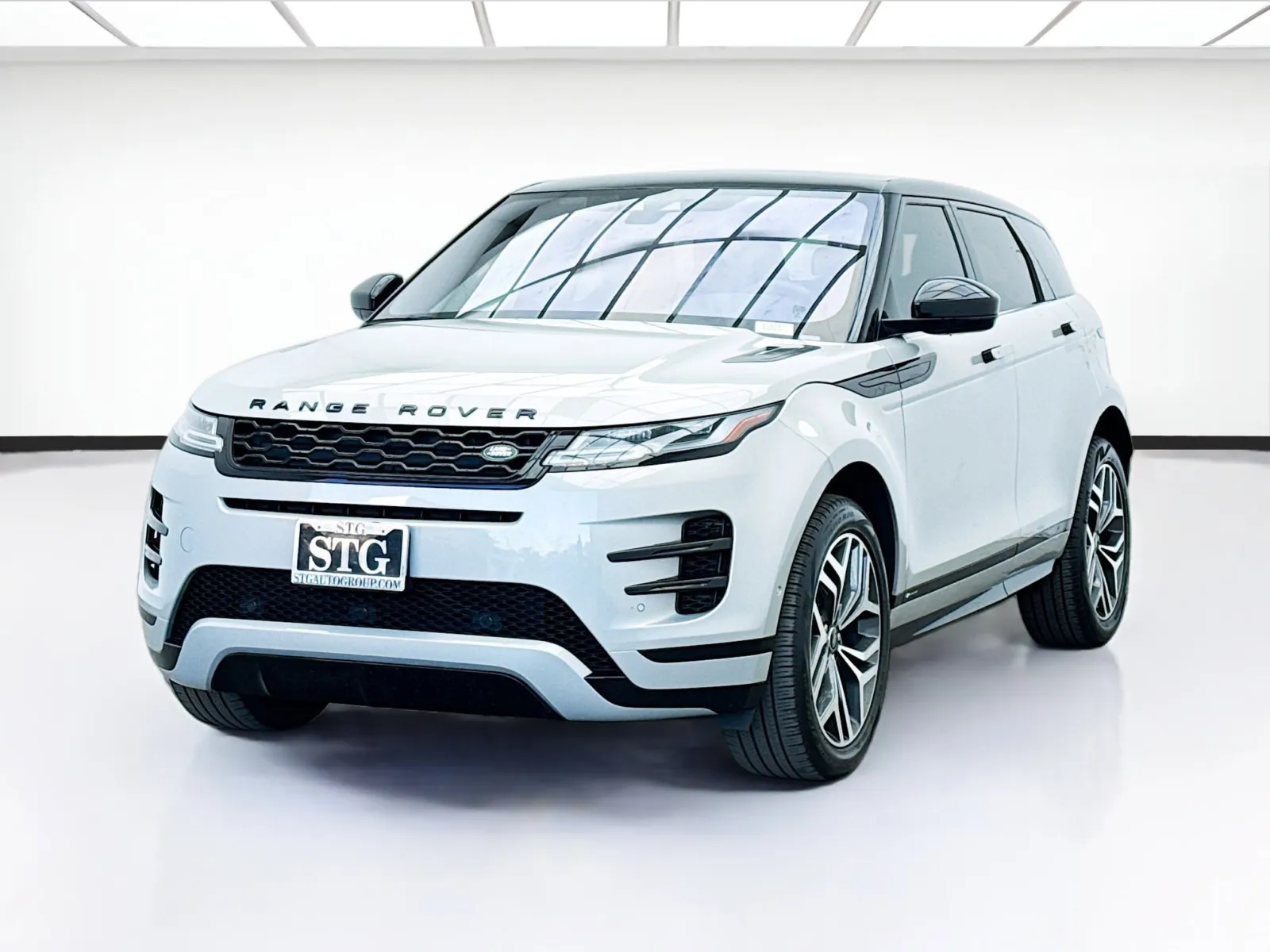 Silver 2020 Land Rover Range Rover Evoque R-Dynamic SE for sale in Bellflower, CA