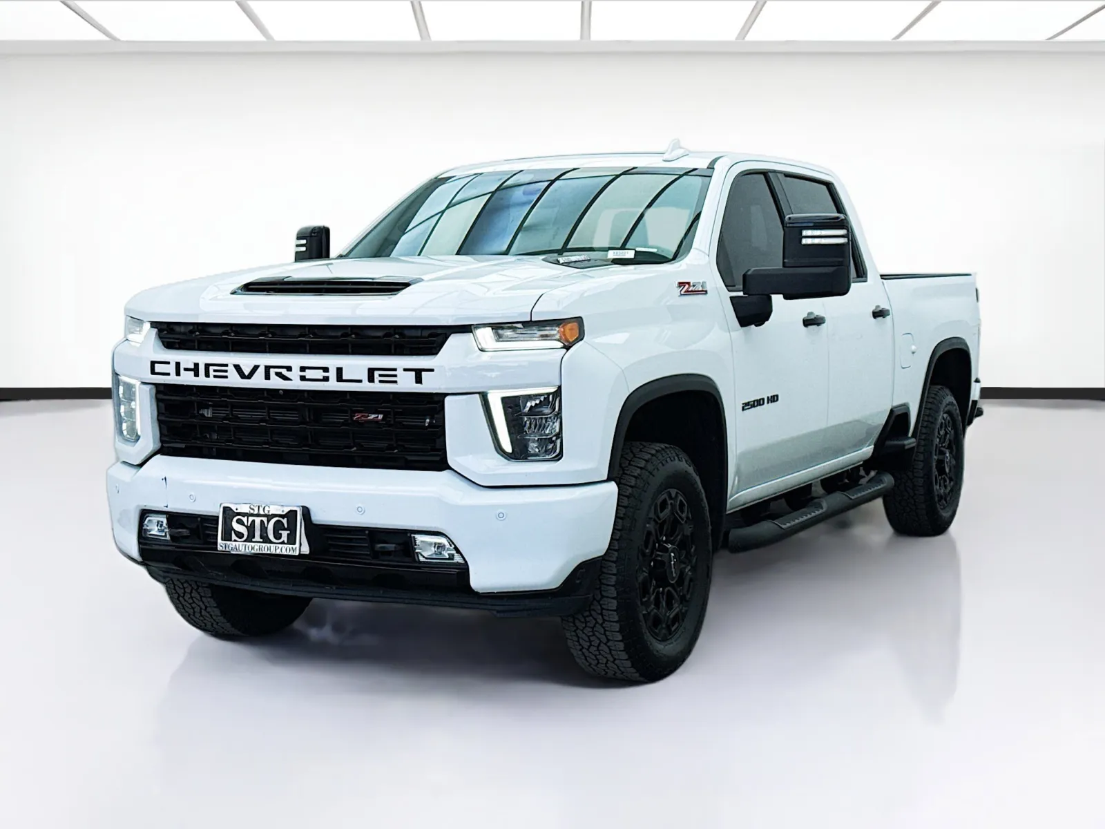 White 2022 Chevrolet Silverado 2500HD LTZ for sale in Bellflower, CA