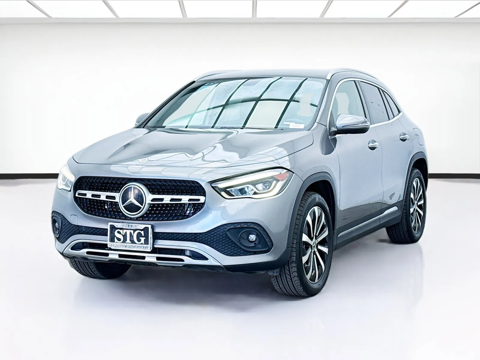 Gray 2021 Mercedes-Benz GLA 250 for sale in Bellflower, CA