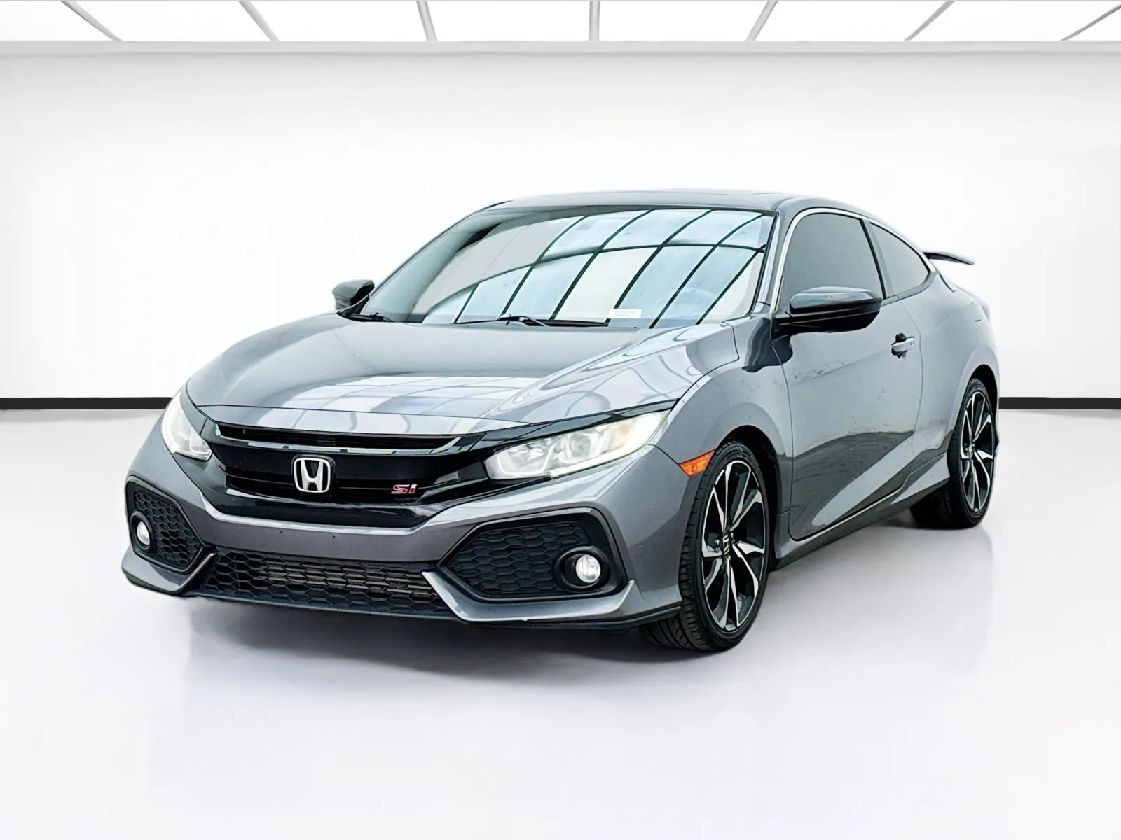 Gray 2018 Honda Civic Si Coupe Si for sale in Bellflower, CA