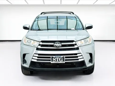 Photos of 2019 Toyota Highlander for sale in Bellflower, CA at STG Bellflower