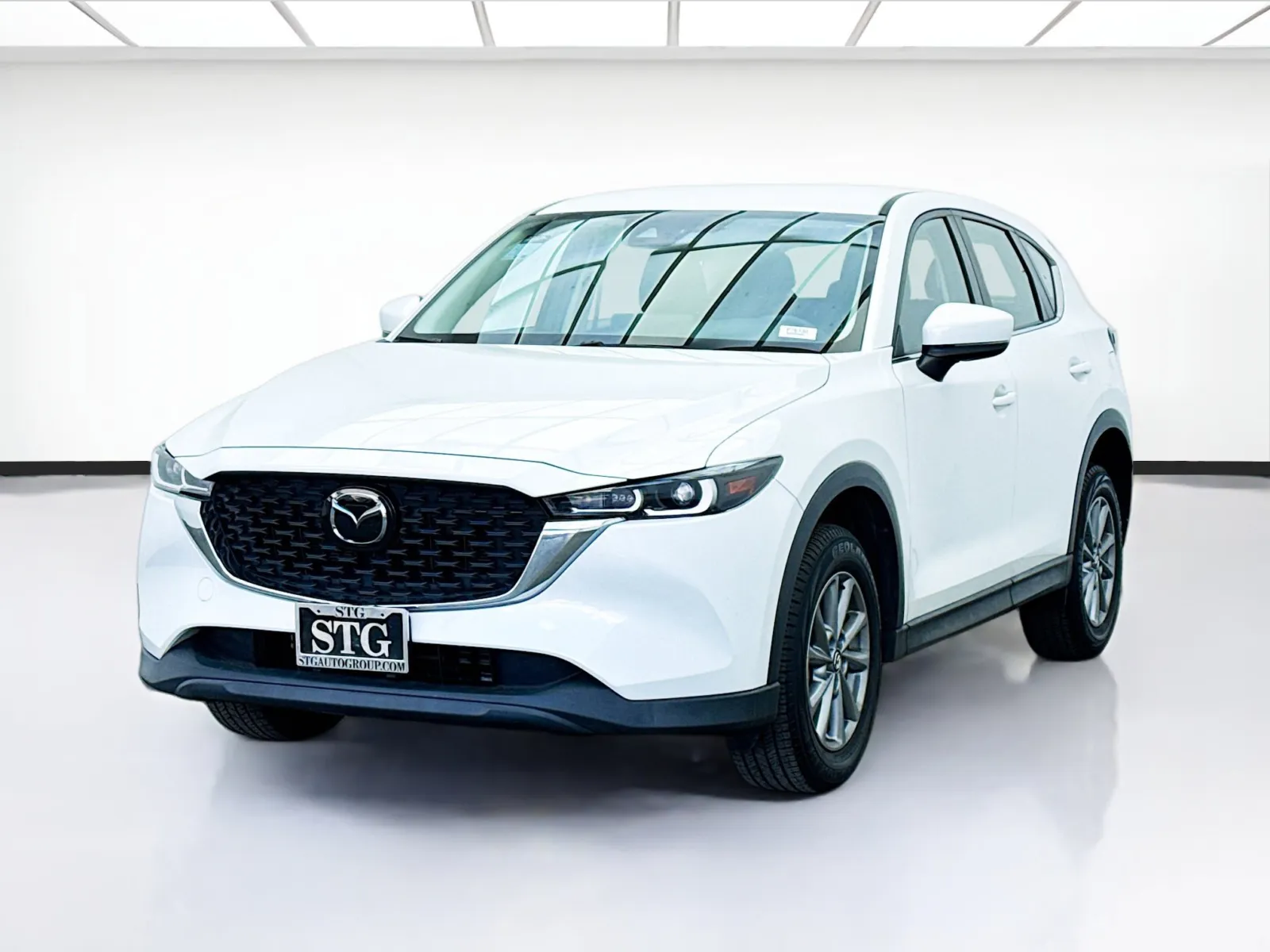 White 2023 Mazda CX-5 2.5 S for sale in Bellflower, CA