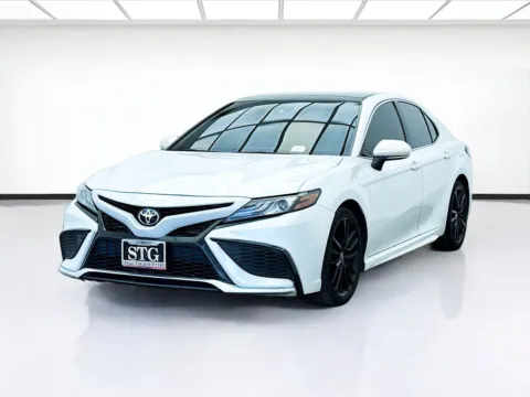 White 2021 Toyota Camry XSE for sale in Bellflower, CA