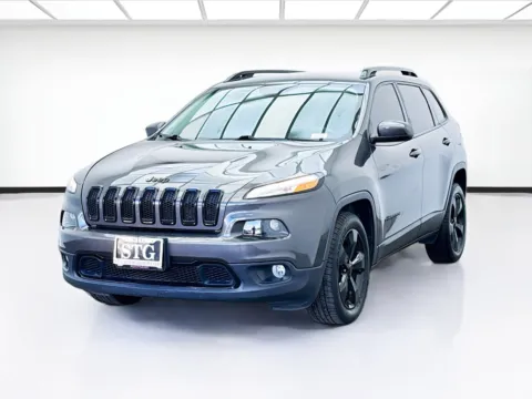 Gray 2018 Jeep Cherokee Latitude w/Altitude Package for sale in Bellflower, CA