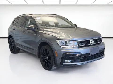 Another view of 2020 Volkswagen Tiguan 2.0T SE R-Line Black for sale in Bellflower, CA at STG Bellflower