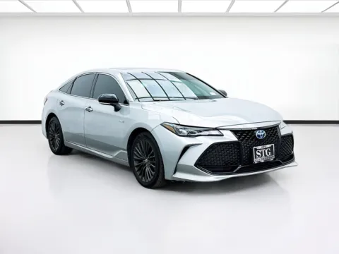 Another view of 2019 Toyota Avalon XSE for sale in Bellflower, CA at STG Bellflower