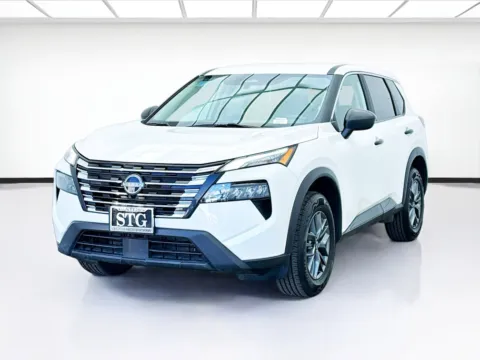 White 2024 Nissan Rogue S for sale in Bellflower, CA