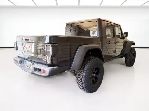 More photos of 2021 Jeep Gladiator Rubicon at STG Bellflower, CA