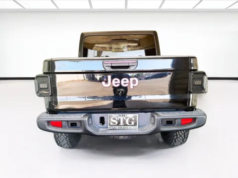 More photos of 2021 Jeep Gladiator Rubicon at STG Bellflower, CA
