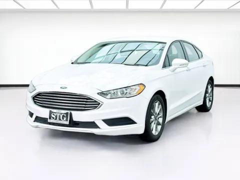 White 2017 Ford Fusion SE for sale in Bellflower, CA