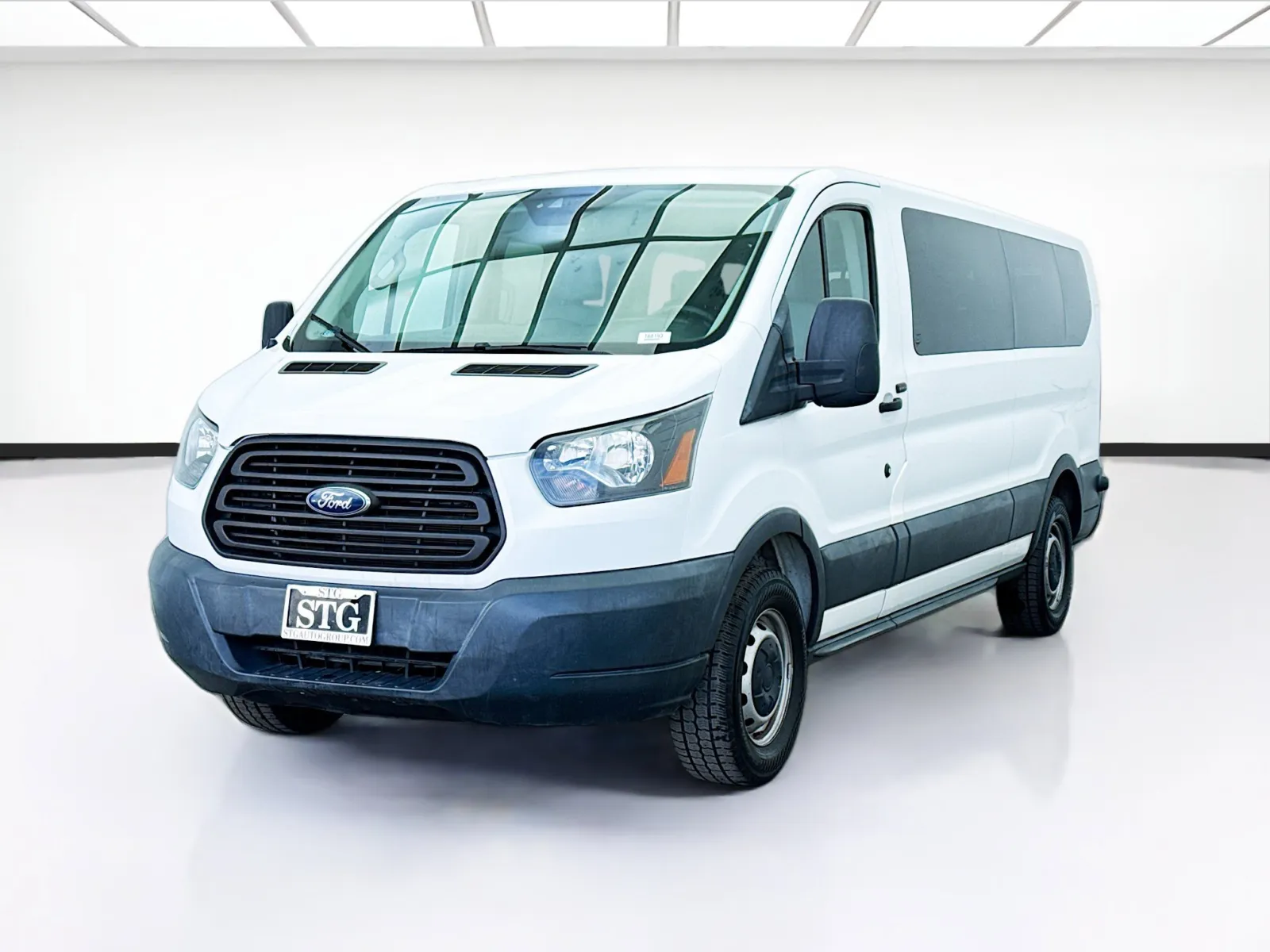 White 2017 Ford Transit Wagon XL 15 PASSENGER VAN for sale in Bellflower, CA