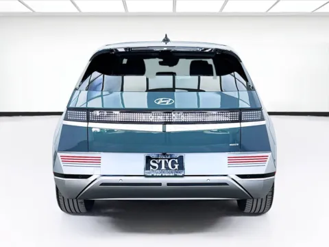 More photos of 2022 Hyundai IONIQ 5 Limited at STG Bellflower, CA