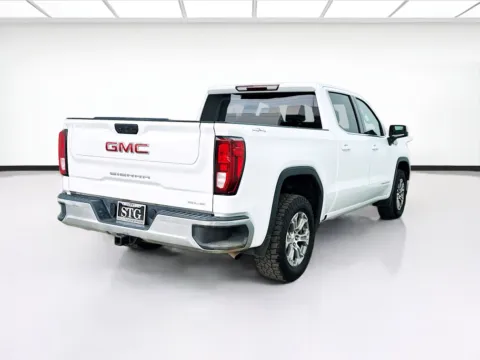 More photos of 2022 GMC Sierra 1500 SLE at STG Bellflower, CA