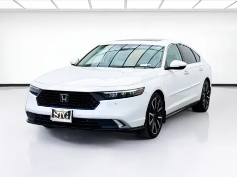 White 2023 Honda Accord Hybrid Touring for sale in Bellflower, CA