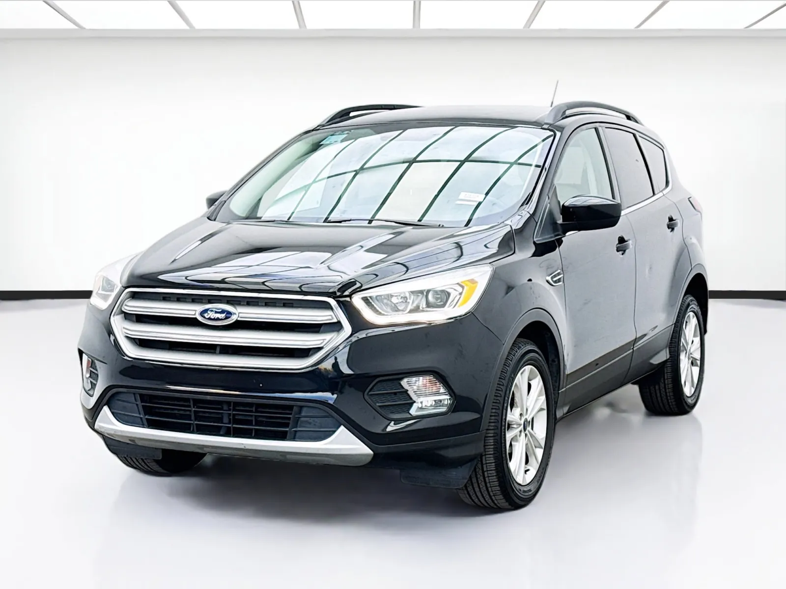 Black 2019 Ford Escape SEL for sale in Bellflower, CA