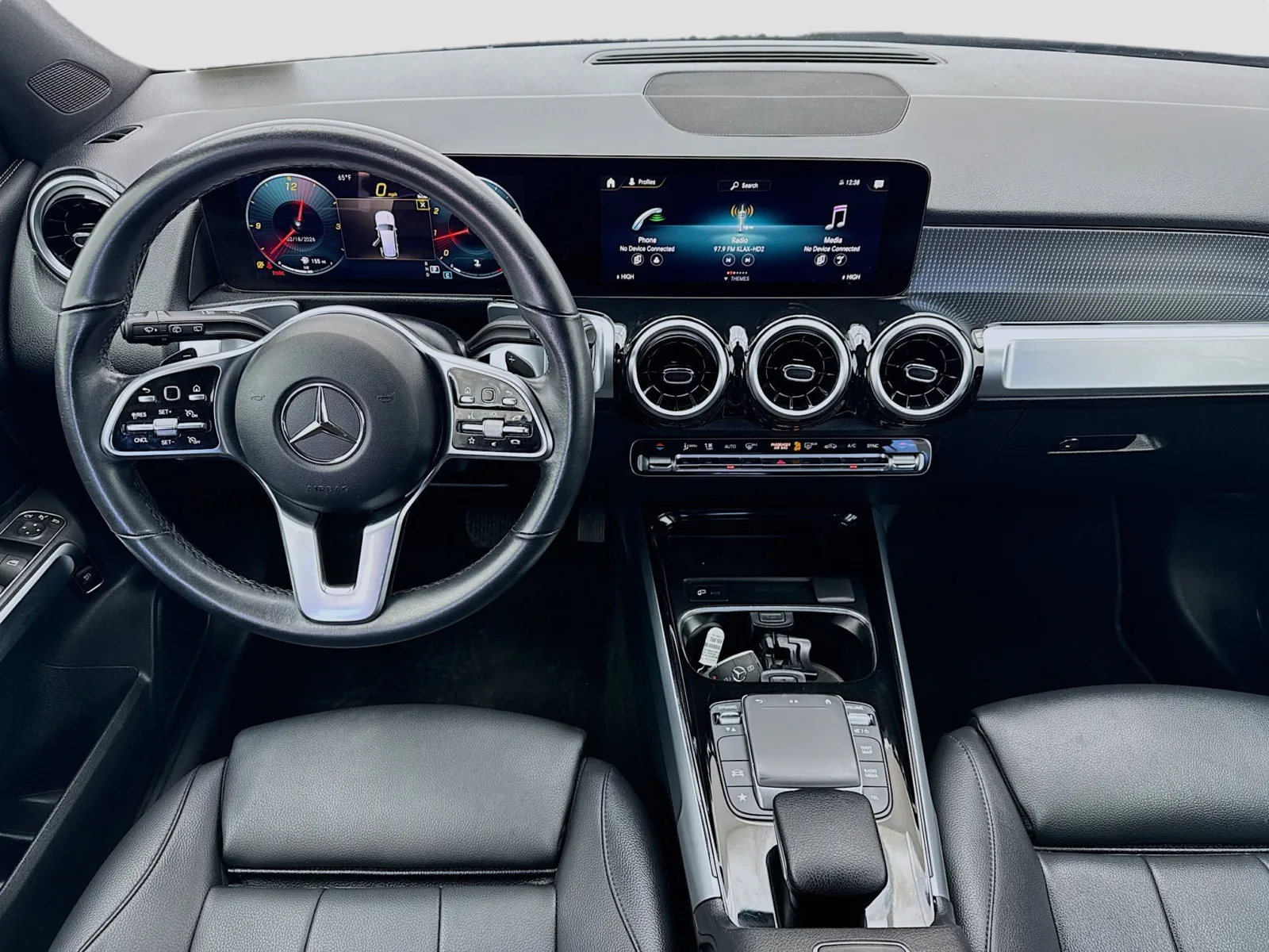 Mercedes-Benz GLB photo 14
