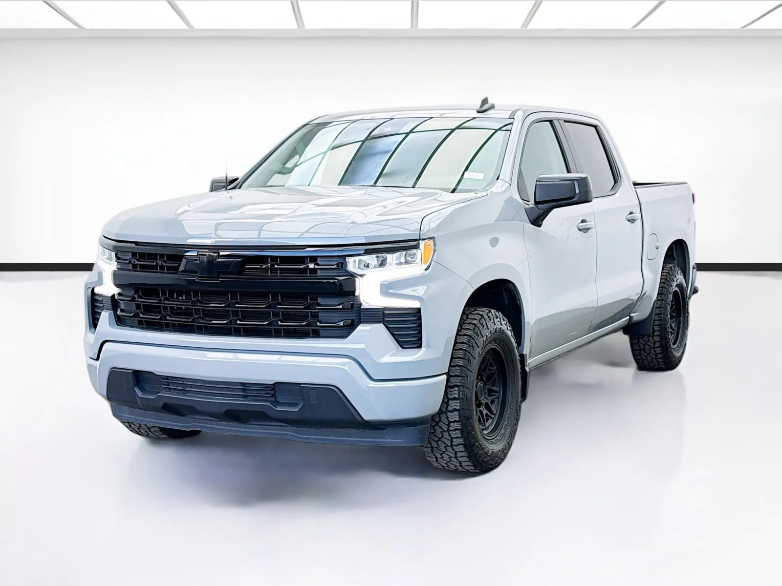 Gray 2024 Chevrolet Silverado 1500 LT for sale in Bellflower, CA