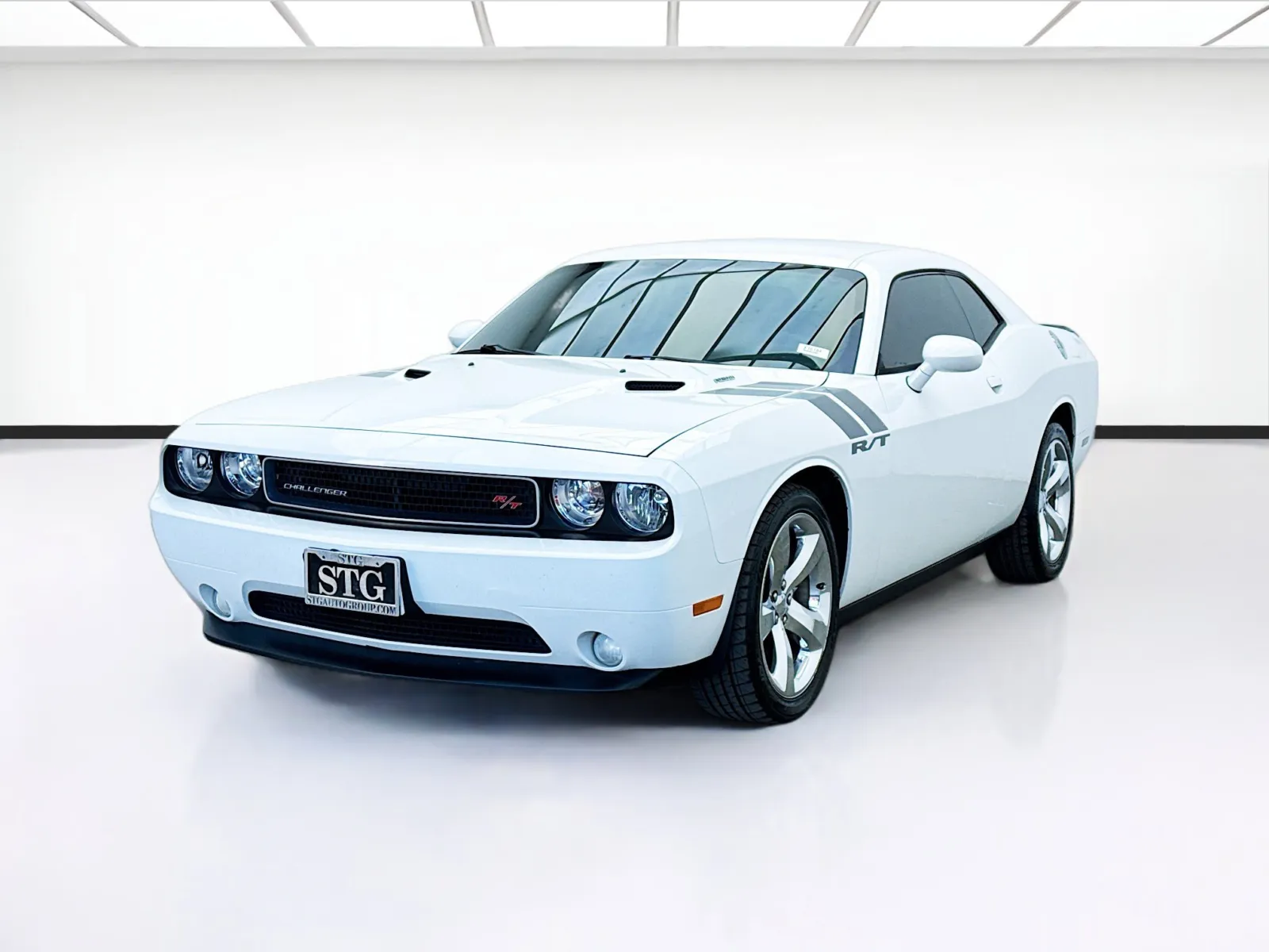 White 2014 Dodge Challenger R/T for sale in Bellflower, CA