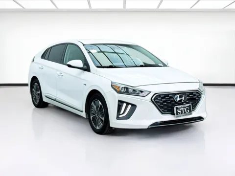 Another view of 2020 Hyundai Ioniq Plug-In Hybrid SE for sale in Bellflower, CA at STG Bellflower