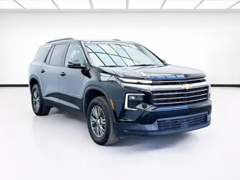 Another view of 2025 Chevrolet Traverse LT 1LT for sale in Bellflower, CA at STG Bellflower