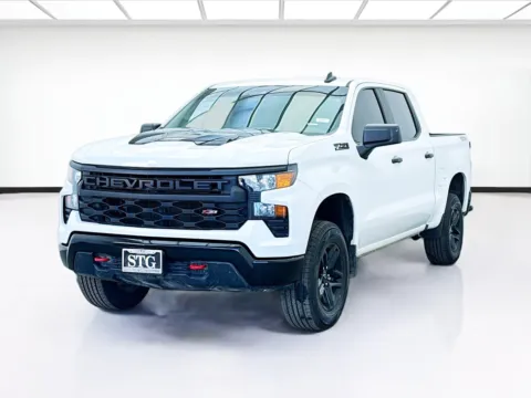 White 2024 Chevrolet Silverado 1500 Custom Trail Boss for sale in Bellflower, CA