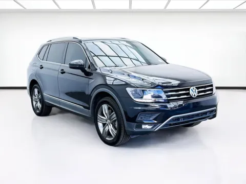 Another view of 2020 Volkswagen Tiguan 2.0T SEL for sale in Bellflower, CA at STG Bellflower