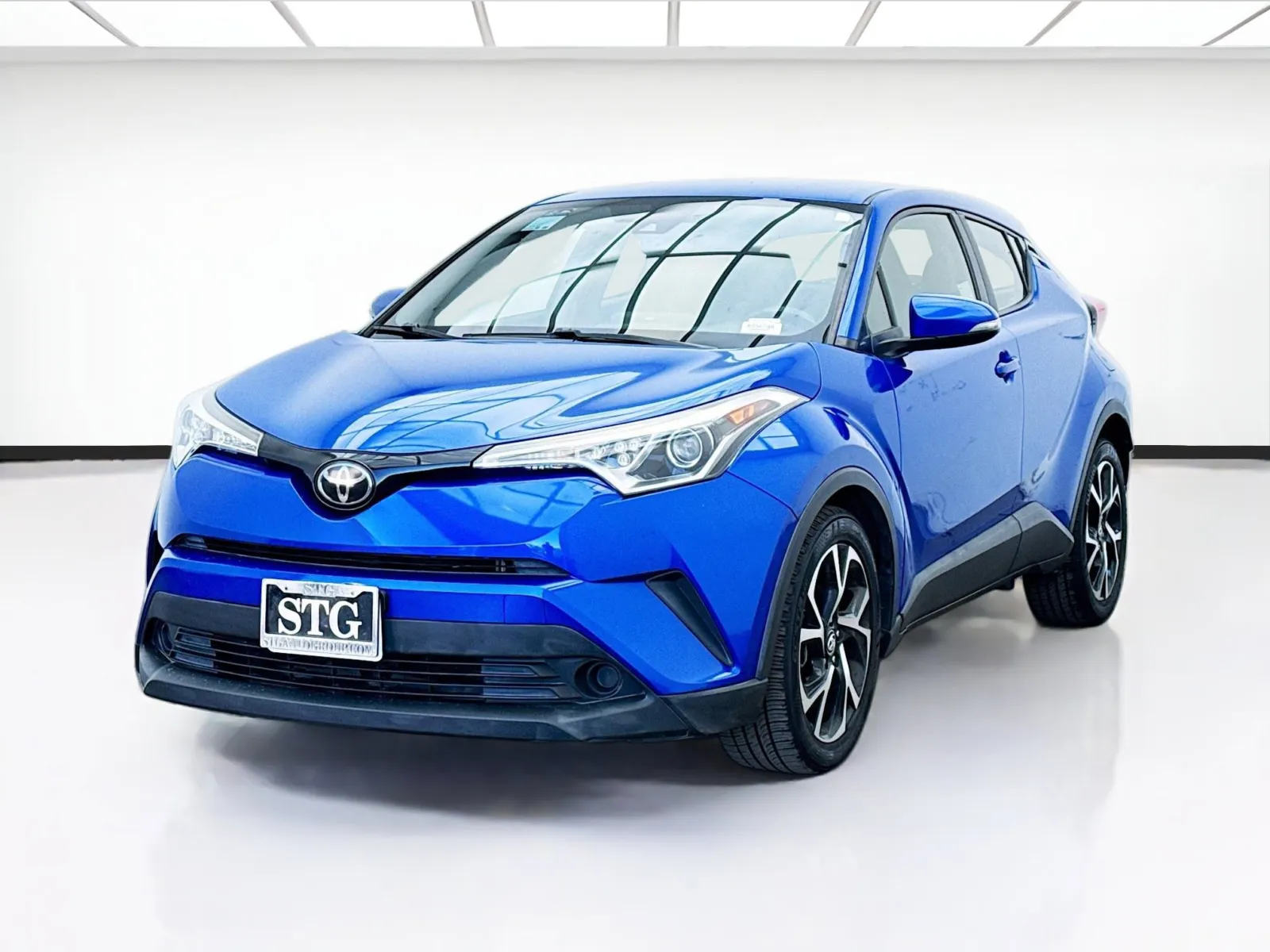 Blue 2018 Toyota C-HR XLE for sale in Bellflower, CA