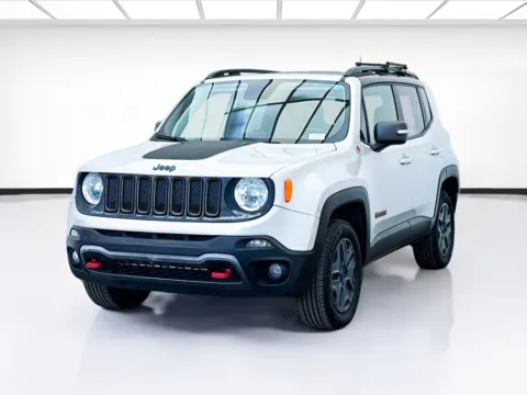 Silver 2018 Jeep Renegade Trailhawk for sale in Bellflower, CA