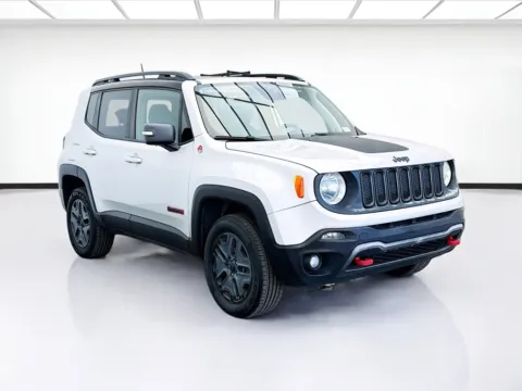 Another view of 2018 Jeep Renegade Trailhawk for sale in Bellflower, CA at STG Bellflower