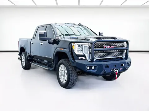 Another view of 2021 GMC Sierra 2500HD Denali for sale in Bellflower, CA at STG Bellflower