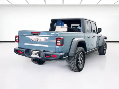 More photos of 2025 Jeep Gladiator Rubicon at STG Bellflower, CA