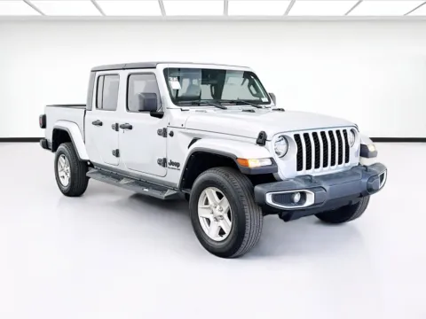Another view of 2022 Jeep Gladiator Sport for sale in Bellflower, CA at STG Bellflower
