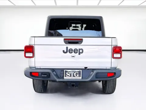 More photos of 2022 Jeep Gladiator Sport S at STG Bellflower, CA