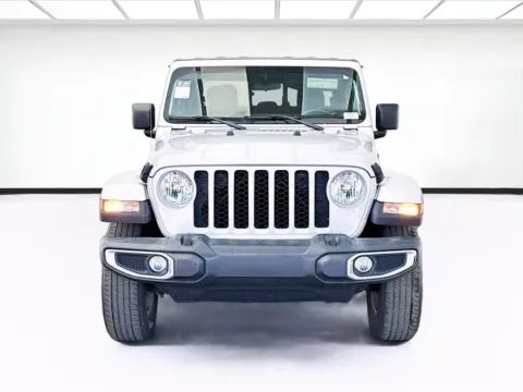 Photos of 2022 Jeep Gladiator Sport S for sale in Bellflower, CA at STG Bellflower