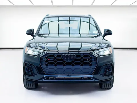 Photos of 2023 Audi SQ5 Premium Plus quattro w/Black Optic Package for sale in Bellflower, CA at STG Bellflower