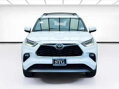 Photos of 2020 Toyota Highlander Platinum for sale in Bellflower, CA at STG Bellflower