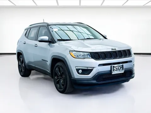 Another view of 2019 Jeep Compass Altitude for sale in Bellflower, CA at STG Bellflower