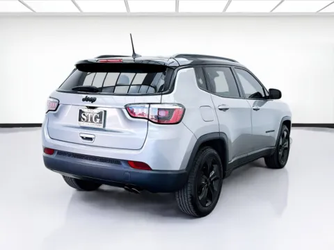 More photos of 2019 Jeep Compass Altitude at STG Bellflower, CA