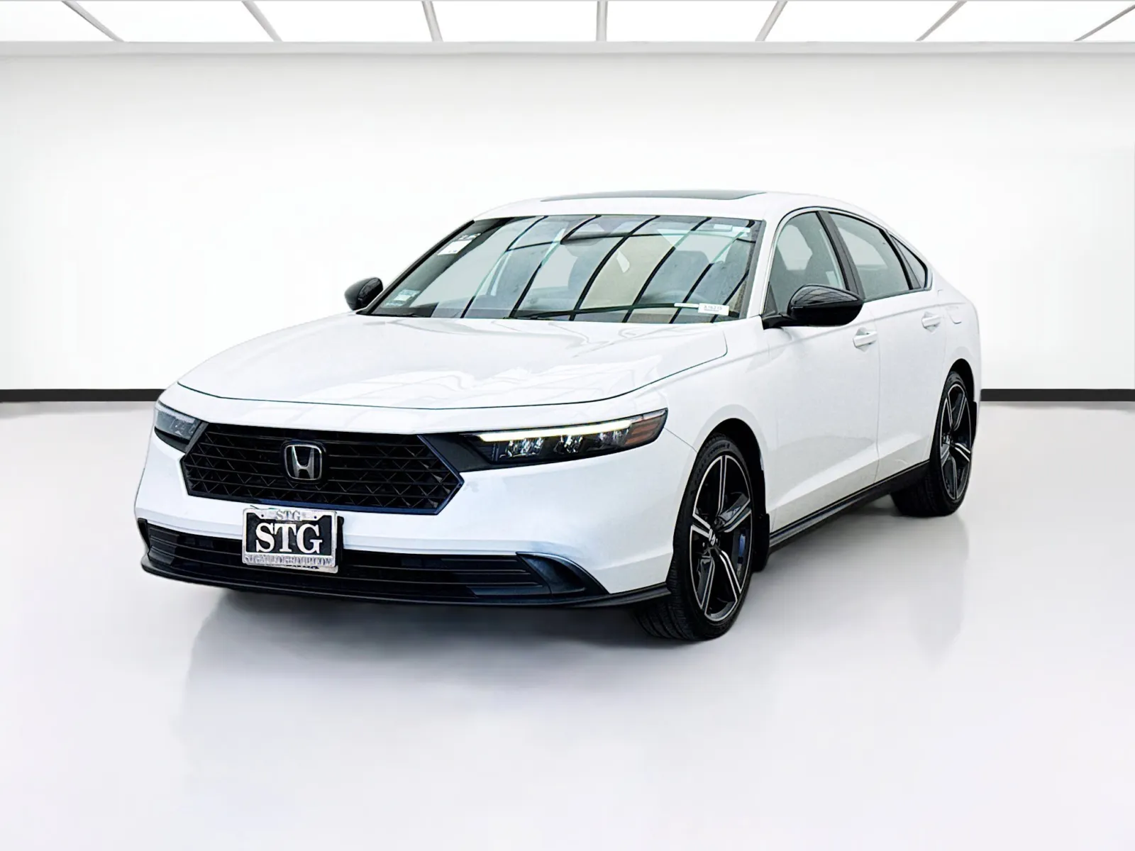 White 2023 Honda Accord Hybrid Sport for sale in Bellflower, CA