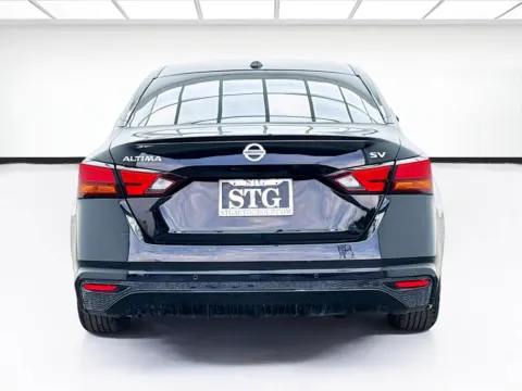 More photos of 2021 Nissan Altima 2.5 SV at STG Bellflower, CA