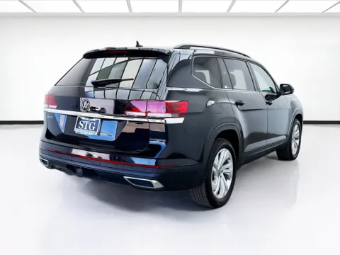 More photos of 2023 Volkswagen Atlas 3.6L V6 SE w/Technology at STG Bellflower, CA